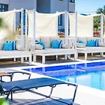 Hotel Cunda Garden