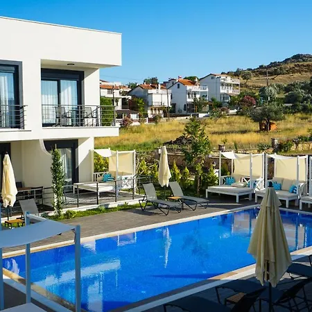 מלון Cunda Garden