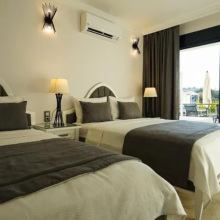 Hotel Cunda Rota Garden *