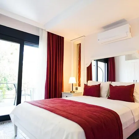 Cunda Garden Otel Ayvalı