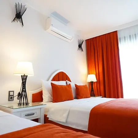 Cunda Garden Otel *