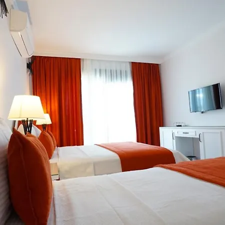 Hotel Cunda Rota Garden *